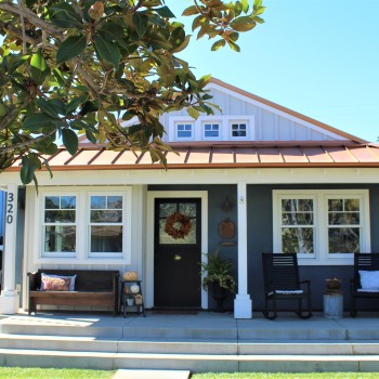 0-funky-leucadia-res-1